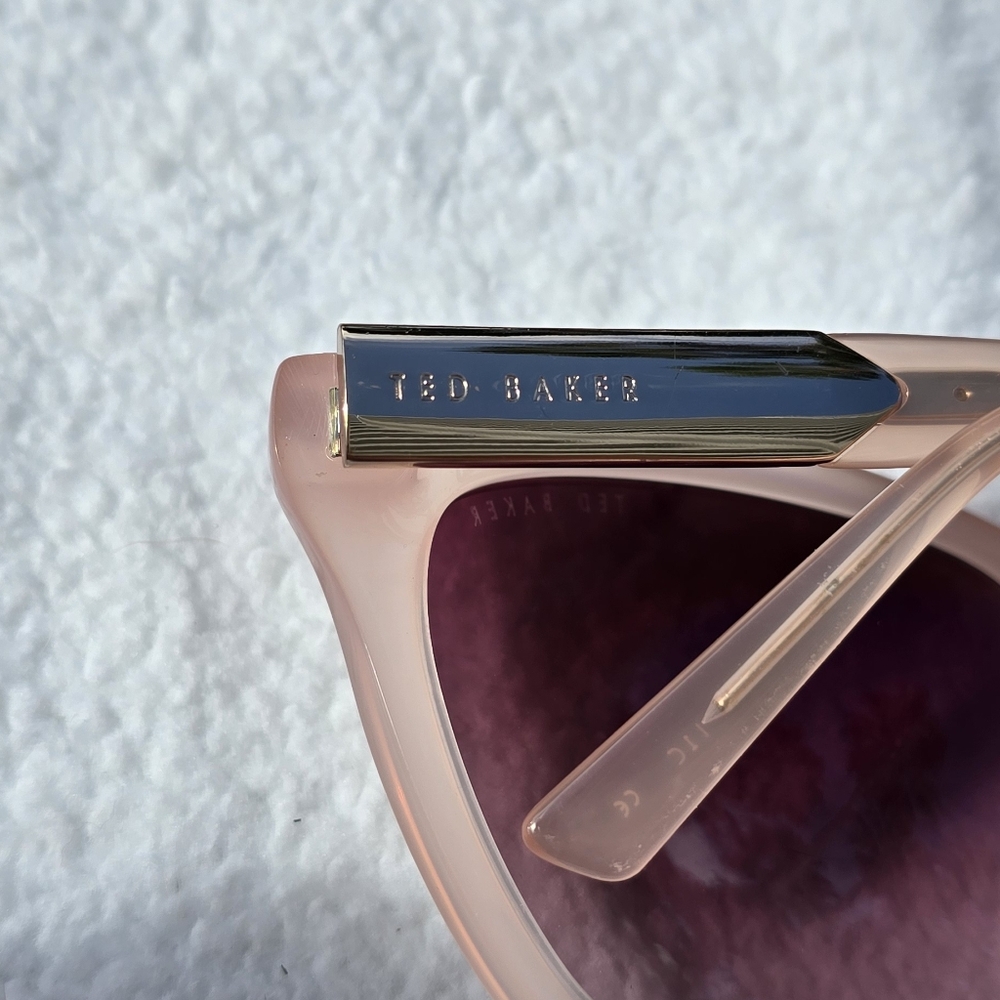 TED BAKER Cat Eye Women's Sunglasses- NWT - Picture 6 of 8